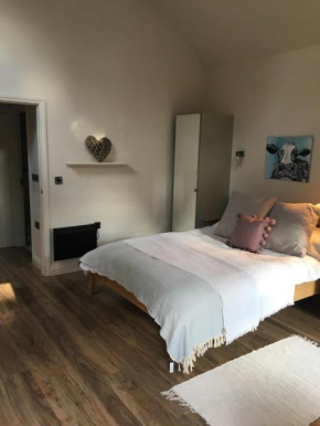 Hotels in Grimston